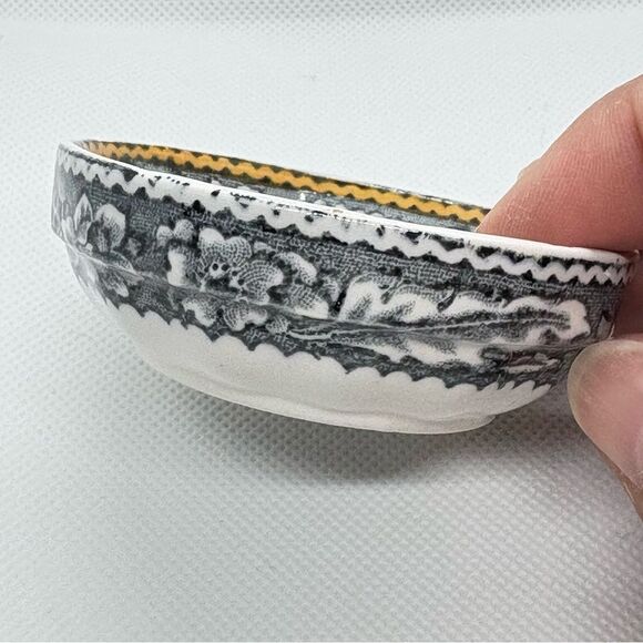 Vintage 1950s Wood and Sons, England Woodland pattern Ironstone trinket Bowl - Picture 10 of 12